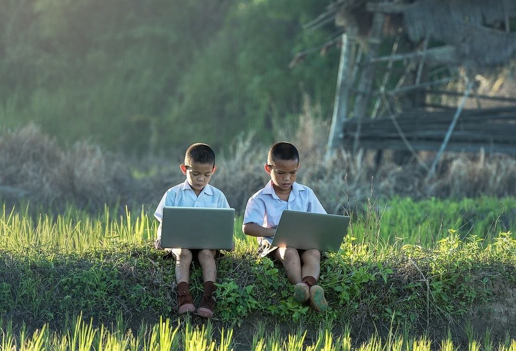 Apprendre en ligne : révolutionner l'éducation grâce au digital